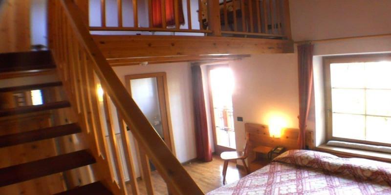 Hotel Garni Manuela Cavalese Esterno foto