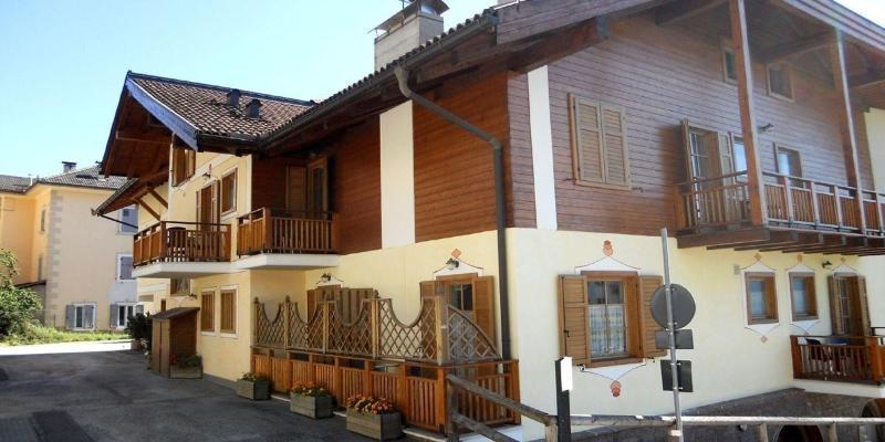 Hotel Garni Manuela Cavalese Esterno foto