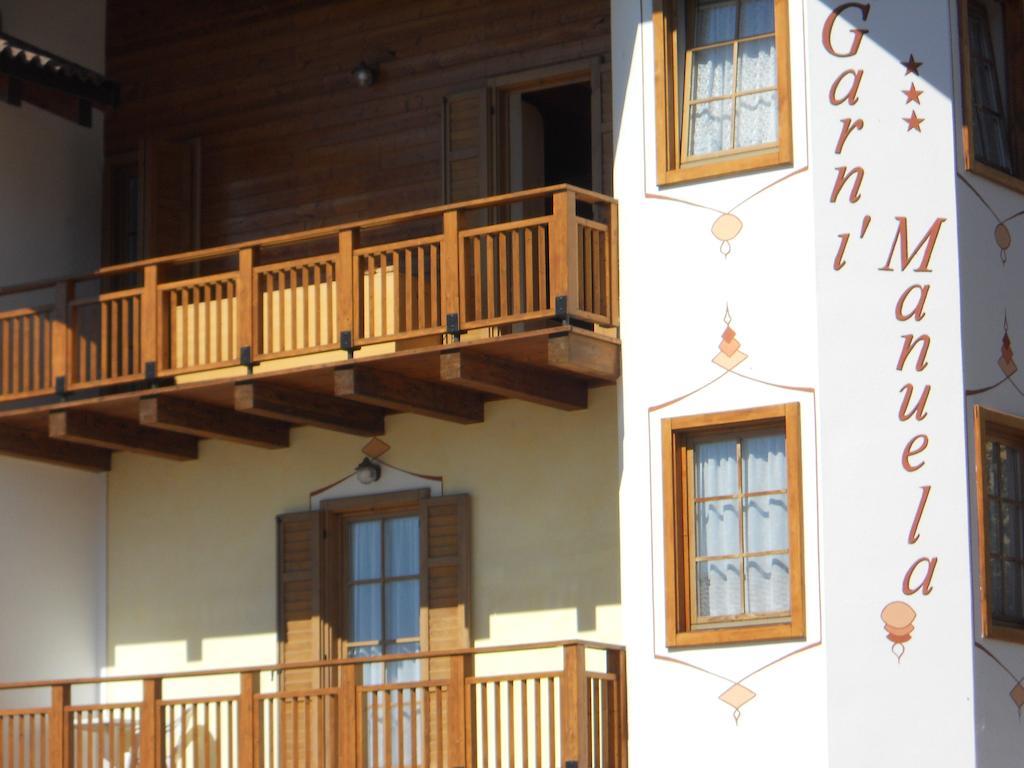 Hotel Garni Manuela Cavalese Esterno foto