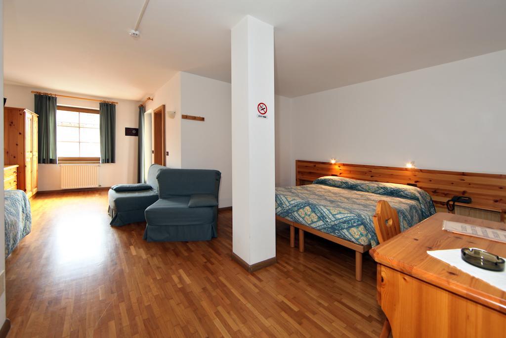 Hotel Garni Manuela Cavalese Camera foto